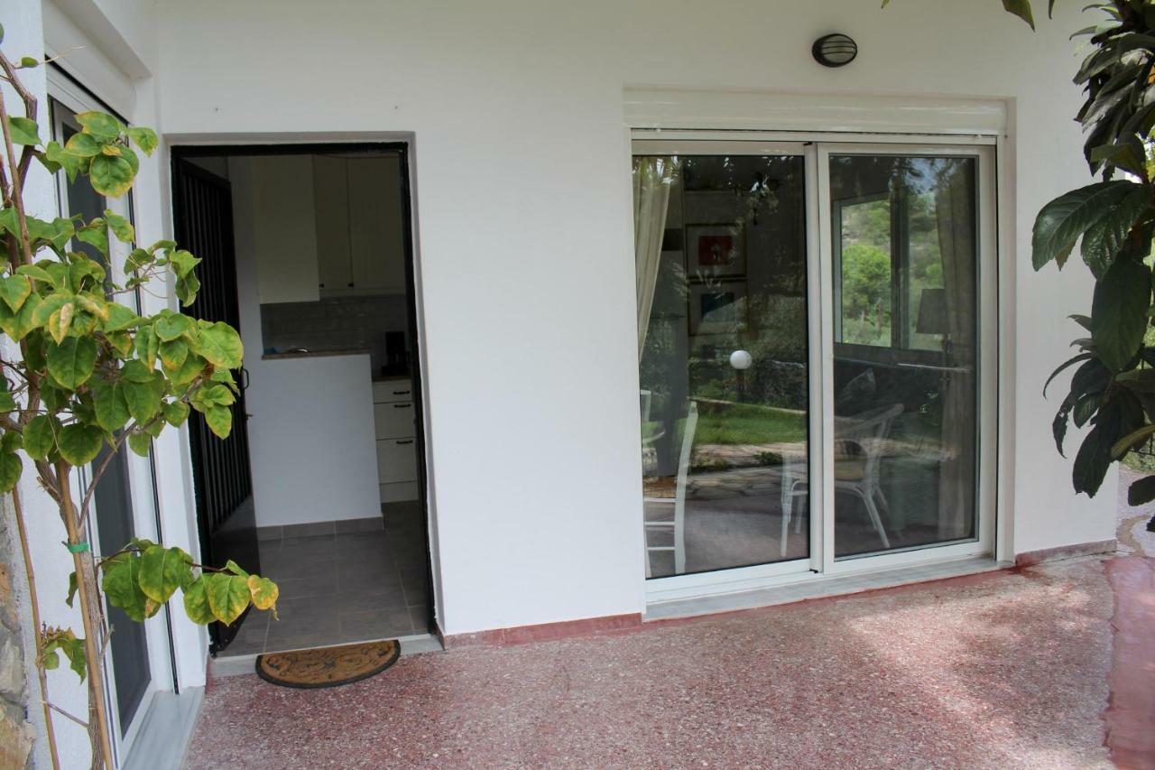 Philippos 2 Apartment Diaporos Exterior photo